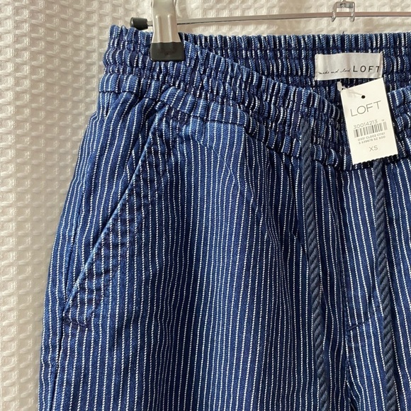 NWT LOFT High Waisted Pinstripe Wide Leg Pants - Picture 2 of 5